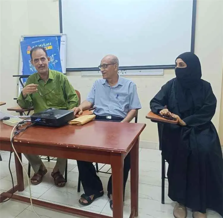 مؤسسة الأمل بعدن تحذّر: أهتموا بالمعلم قبل أن نضطر...