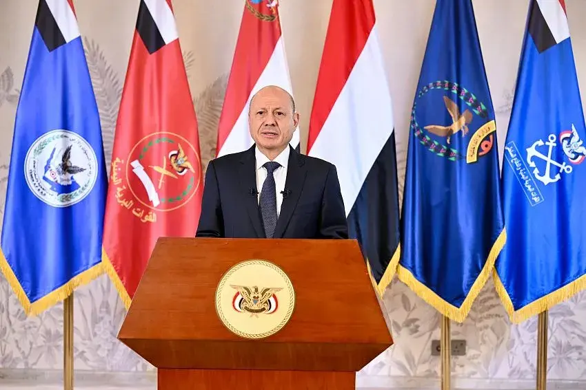 عاجل : الرئيس العليمي يعلن بدء العمليات العسكرية لاستعادة ما تبقى من أراضي الجمهورية