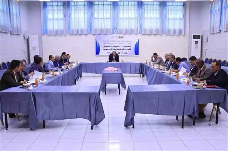 وزير الصناعة والتجارة يترأس اجتماع اللجنة الوطنية...