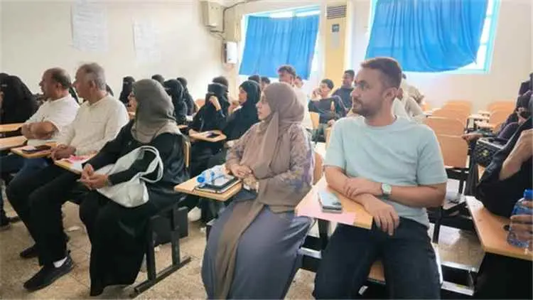 الجاوي يتابع تدريب الشباب في إدارة المشاريع الصغيرة والمهارات المهنية بعدن