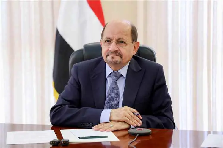 الزنداني يوجه رسالة للمجتمع الدولي ويكشف أولويات الحكومة في المرحلة المقبلة