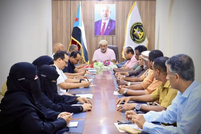 انتقالي حضرموت يناقش ترتيبات مليونية التعبئة 14 أك...
