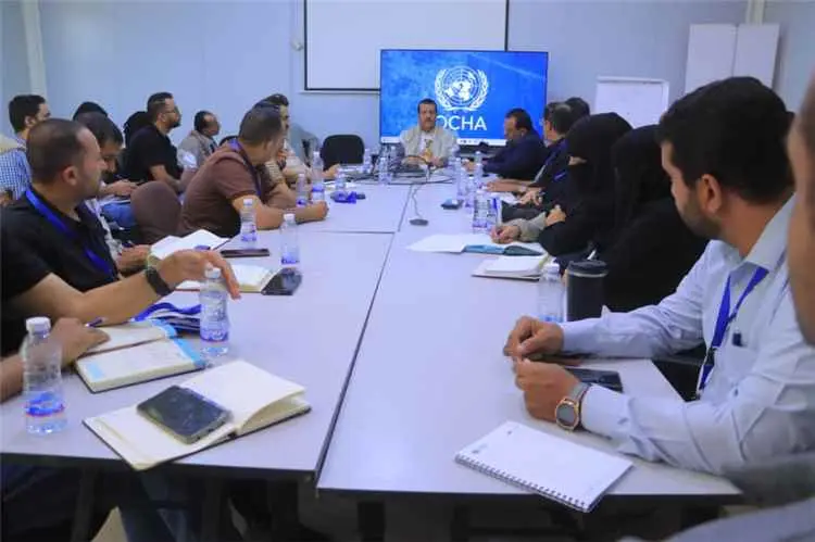 السلطة المحلية بمأرب وشركاء العمل الانساني تناقش ا...