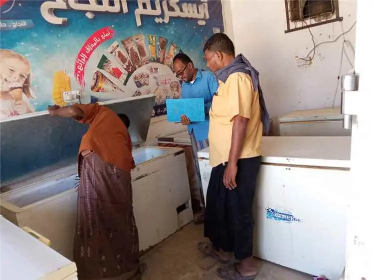 نزول ميداني مشترك للتفتيش والرقابة على المنشآت الصناعية بمديرية القطن