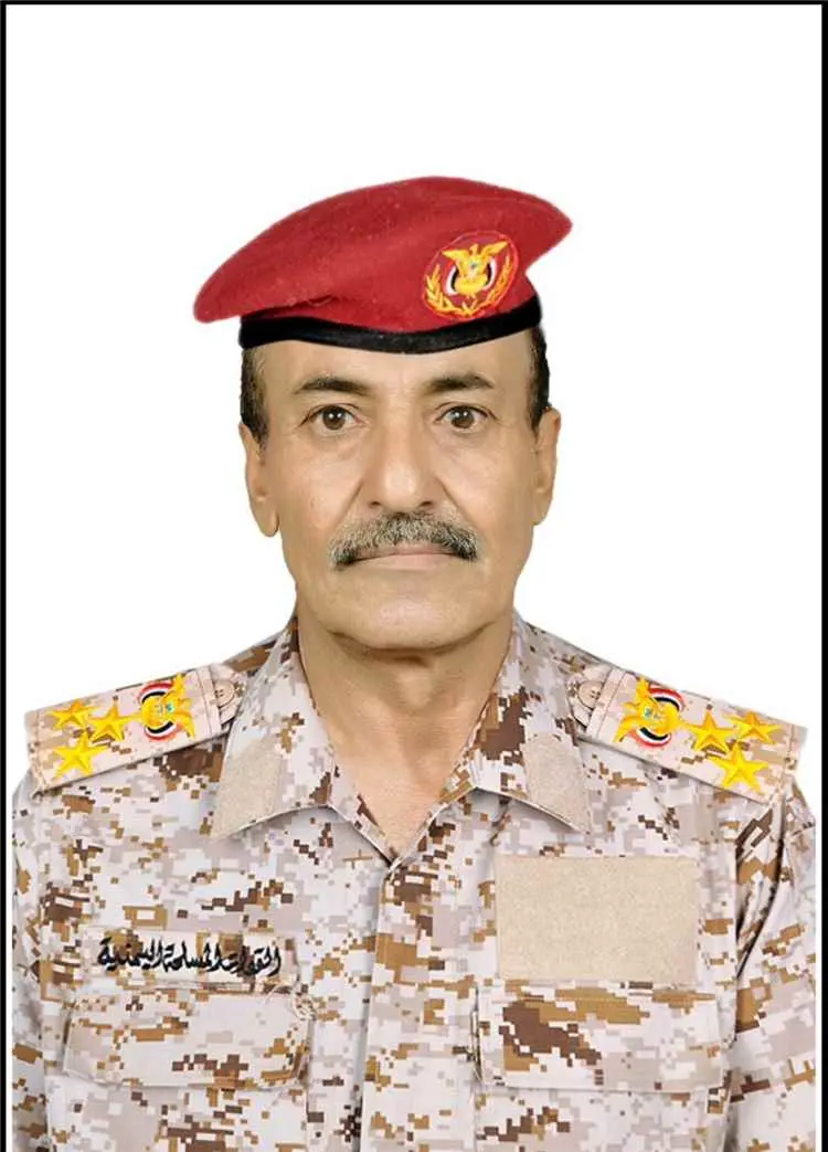 العميد عبدالقادر شديق يبارك قرارات رئيس مجلس القيادة الرئاسي