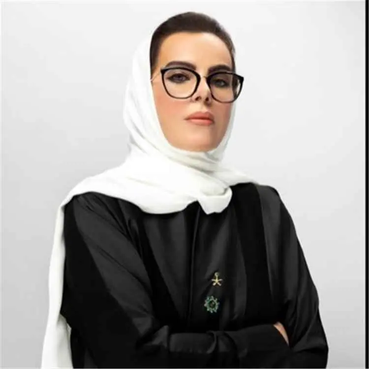 كاتبة سعودية: استعادة باب المندب تعزز معادلة الأمن الإقليمي وتحمي شرايين التجارة الدولية