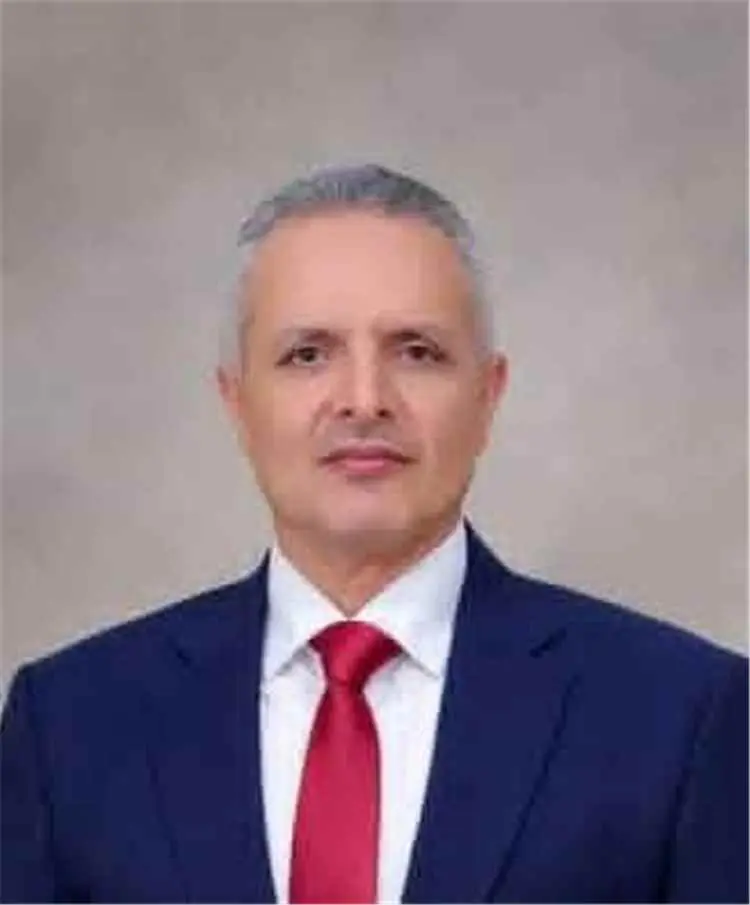 وزير الشؤون الاجتماعية والعمل يدعو العمالة اليمنية في المملكة إلى الاستفادة من المكرمة الملكية لتصحيح أوضاع المخالفين