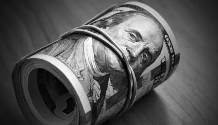 استقرار مؤشر الدولار وسط ترقب تداعيات حرب إيران