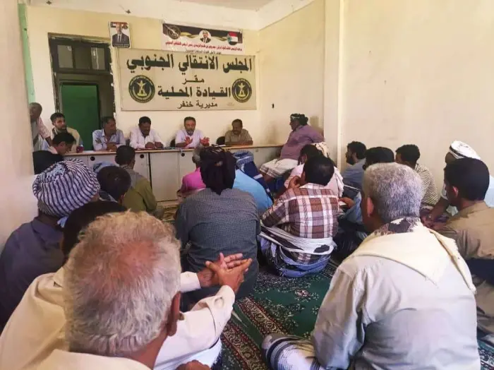 انتقالي أبين يجتمع بخنفر للتحضير لمليونية 14 أكتوب...