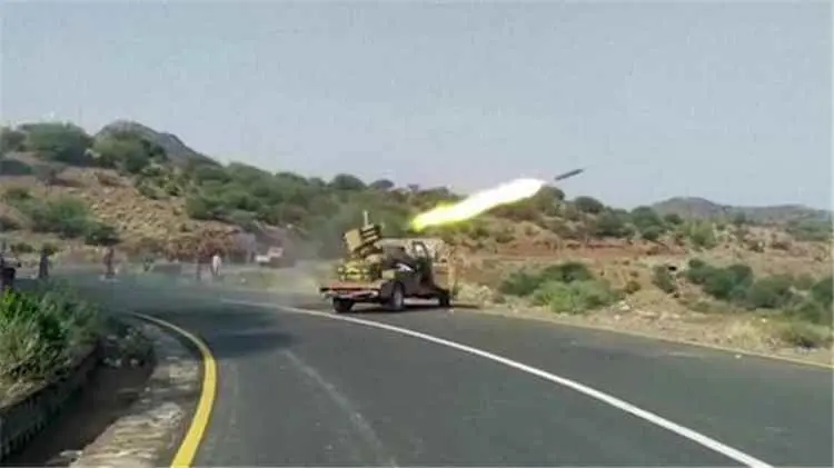 السيطرة على مرتفعات جنوب تعز.. وقطع طريق إمداد حوثي ضمن «فجر اليمن»