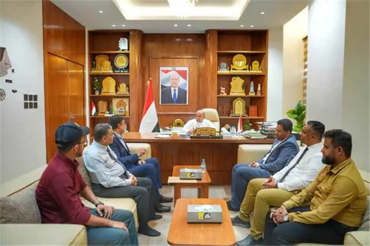 عضو مجلس القيادة الخنبشي يطلع على استعدادات تنظيم المنتدى الوطني الأول لزراعة القوقعة بحضرموت
