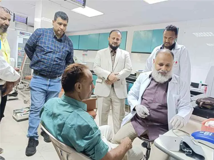 مدير عام المنصورة يدشن حملة للتبرع بالدم في مستشفى...