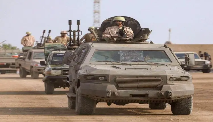 صحفي بارز: عملية فجر اليمن قد تنتهي بسقوط مأرب وتعز