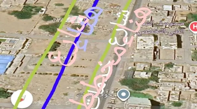 سكان وتجار مثلث بئر أحمد يناشدون محافظ عدن لوقف تن...