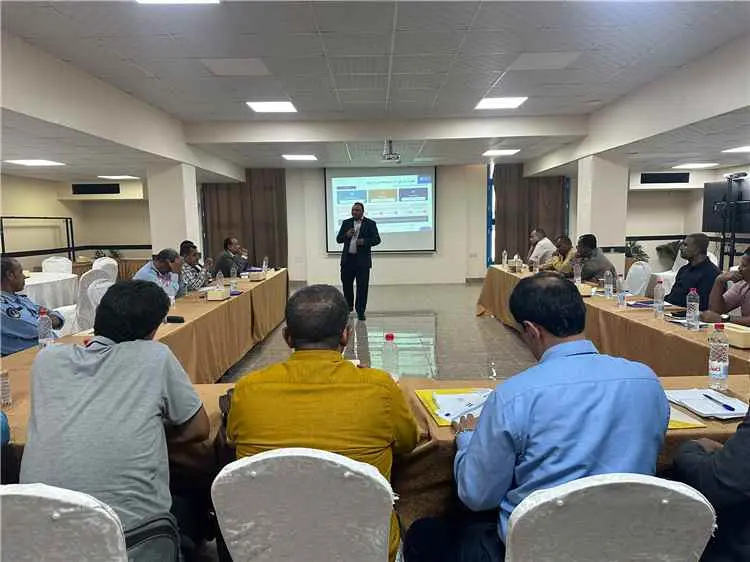 اختتام ورشة بعدن لتعزيز أمن الموانئ والمرافق المين...