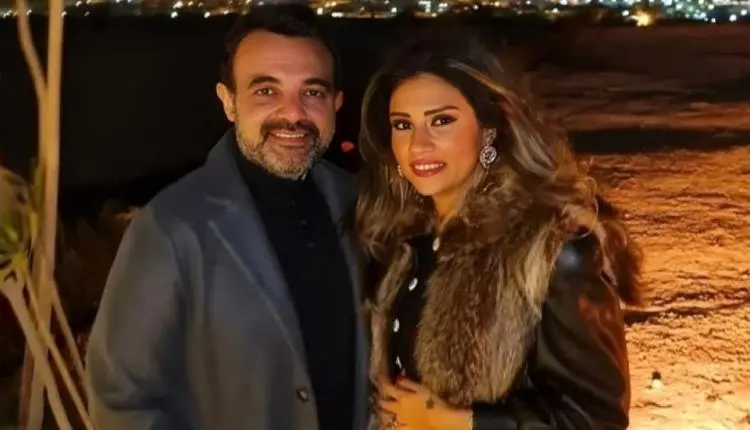 مكالمة مفاجئة من عمرو محمود ياسين لزوجته على الهواء بعد تعافيها من السرطان تدخلها في نوبة بكاء