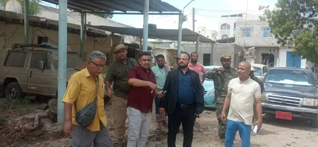 اليزيدي يبحث نقل التحكم المركزي للصرف الصحي وإعادة...