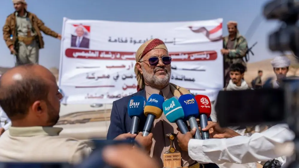 قبيلة أرحب تعلن النفير العام دعماً لمعركة «فجر اليمن» وتبدي استعدادها لبذل المال والنفس ومساندة القوات المسلحة