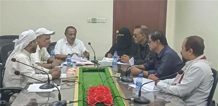 اللجنة التحضيرية لمؤتمر نقابات عمال وادي حضرموت تب...