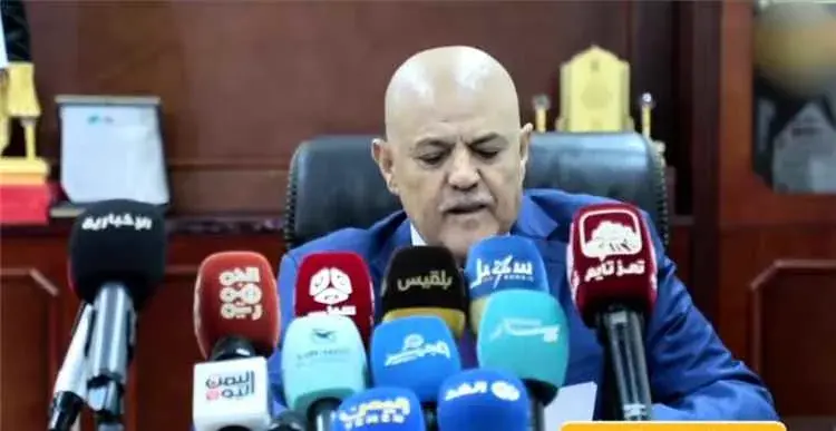 محافظ تعز يناشد السعودية والمجتمع الدولي التدخل لإ...