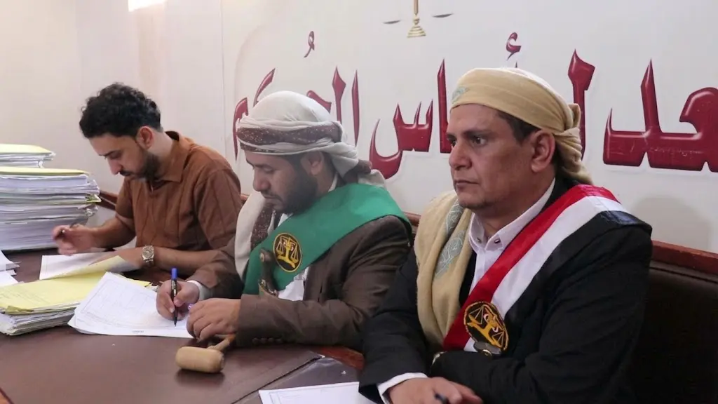صنعاء .. السجن 6 سنوات لمتهم بالانتماء لعصابة تتبع...