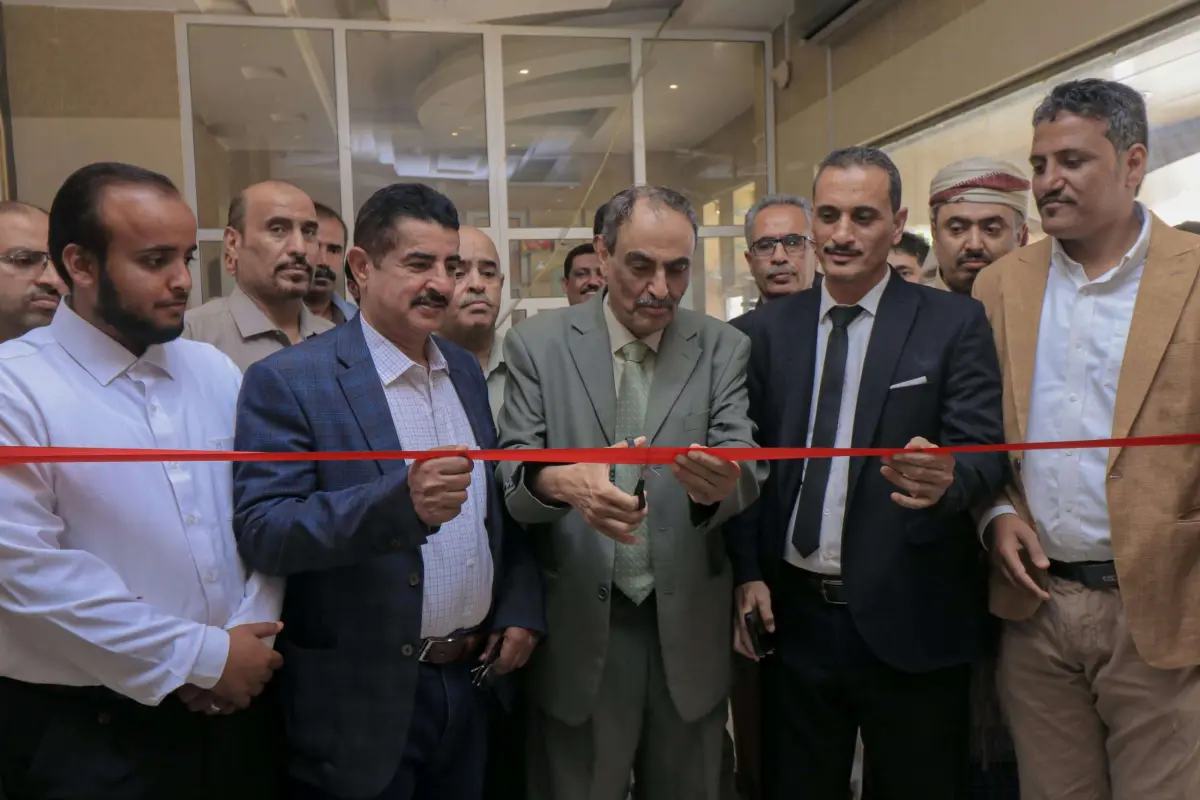 برعاية ودعم المحافظ بن الوزير.. الأمين العام يفتتح سكن تمكين الجامعي الثاني بمدينة عتق
