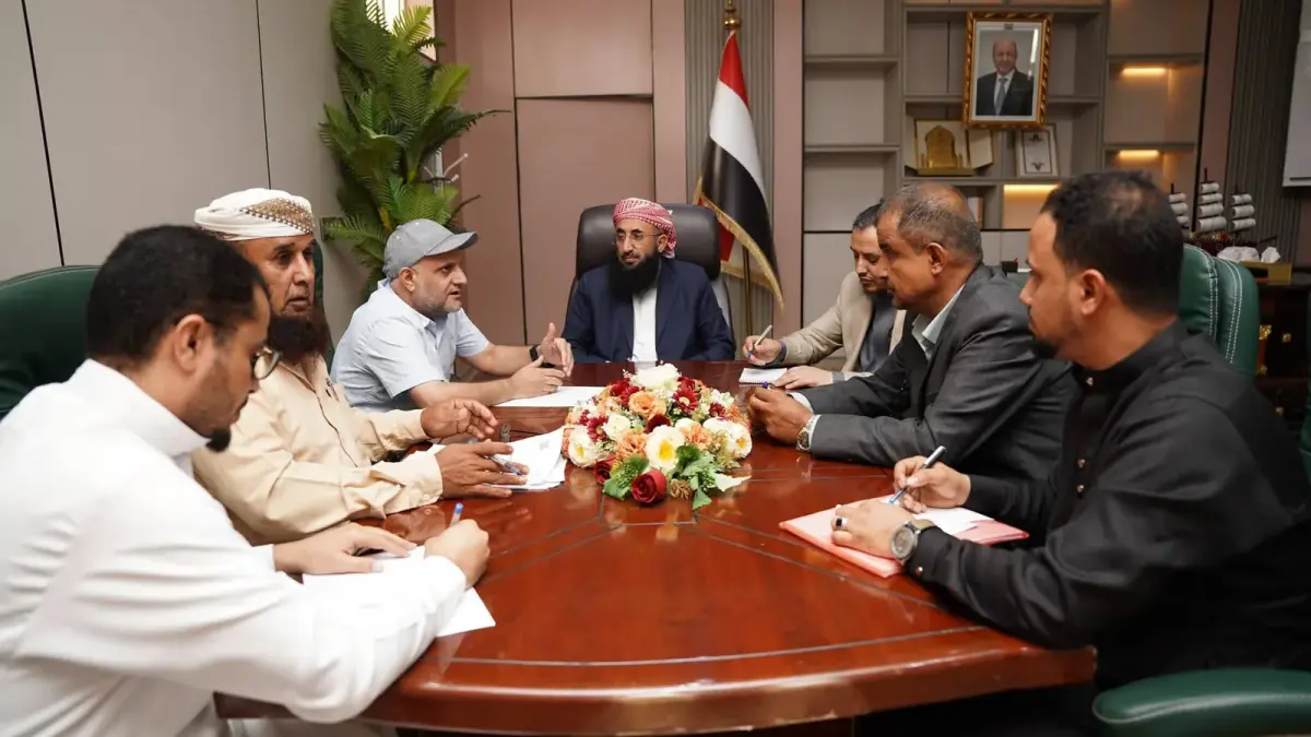 وزير الأوقاف والإرشاد يقر طرح مناقصة لترميم ديوان...