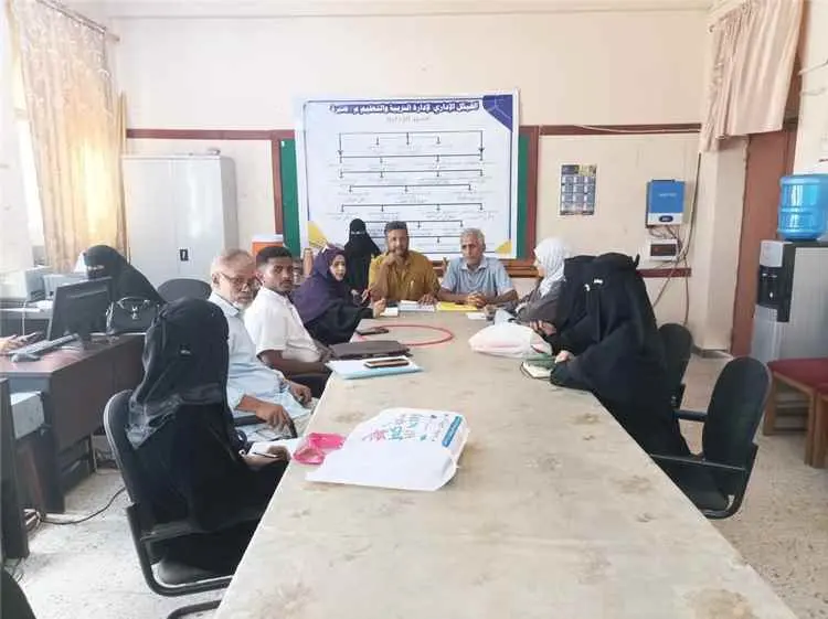 مدير تربية صيرة يترأس اجتماعًا لمناقشة الاستعدادات...
