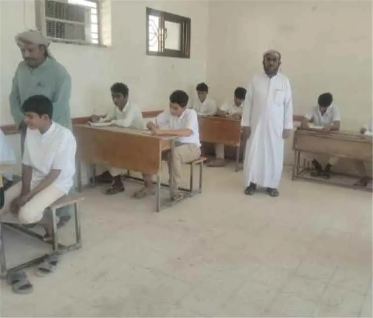 تدشين امتحانات الشهر الأول وطبع نواقص الكتاب المدرسي في مدرسة بحيرة للتعليم الأساسي مديرية شبام حضرموت