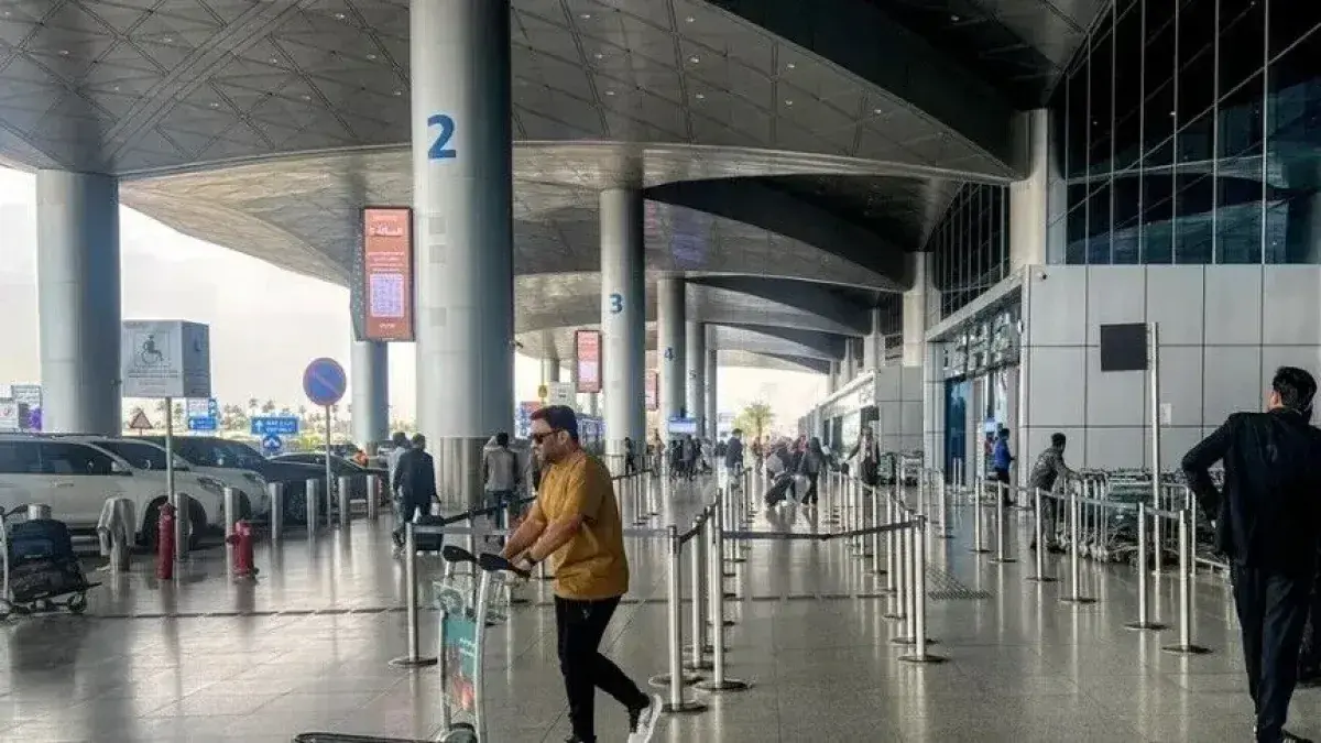 ارتفاع قتلى الهجوم على مطار الرياض إلى 13 شخصا