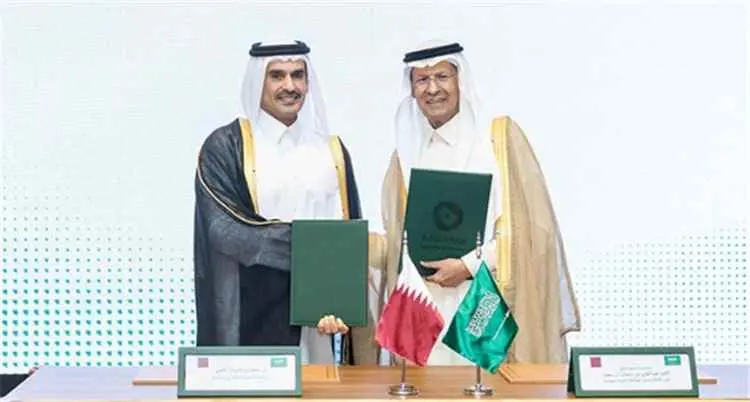 السعودية وقطر توقعان مذكرة تفاهم في مجال الطاقة