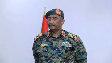 البرهان يتسلم أوراق اعتماد أربعة سفراء لدى السودان...