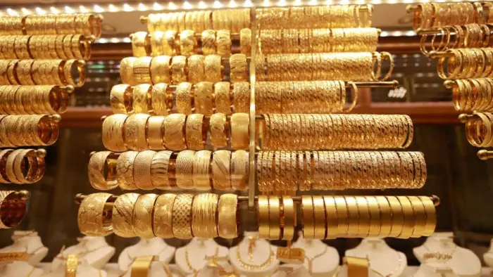 انخفاض أسعار الذهب بظل ترقب بيانات التضخم الأمريكي...