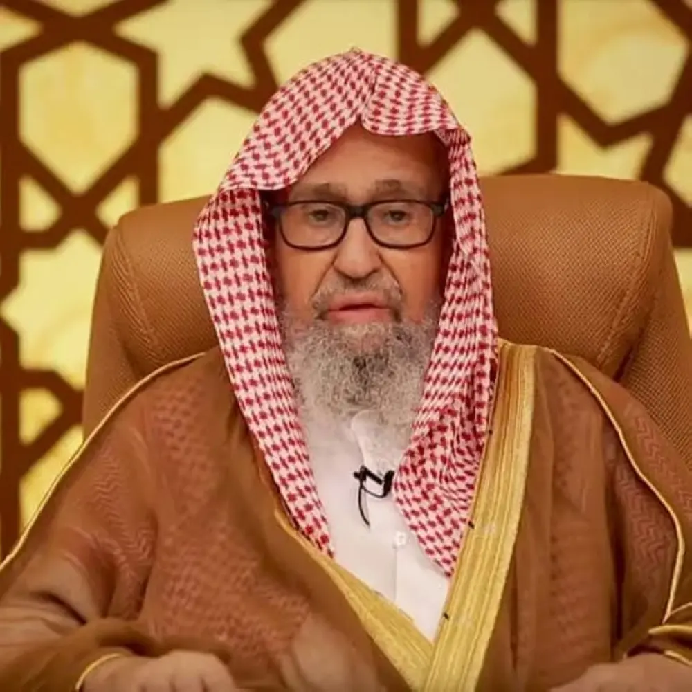 مفتي السعودية: استهداف المليشيات الحوثية للمقدسات...