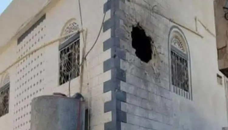 الحوثي يقصف حي سكني في تعز والضحية طفلة