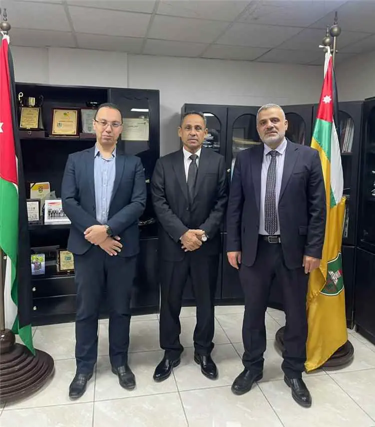 كلية الحاسوب بجامعة عدن ونظيرتها الأردنية تبحثان ت...