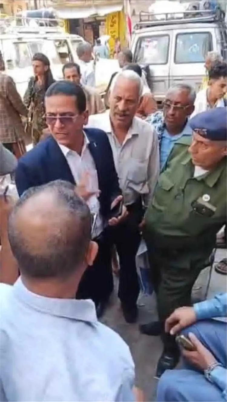 تعز .. نيابة الصناعة والتجارة تنفذ حملة ميدانية لضبط الأسواق ومكافحة الاحتكار
