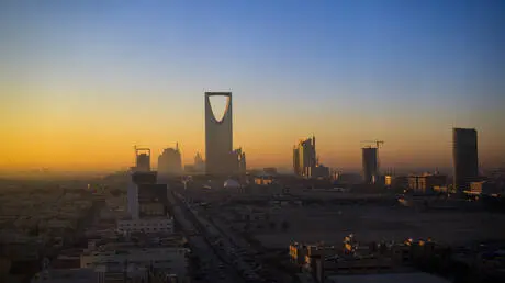بيان سعودي عن حصيلة الضحايا والأضرار بعد سقوط شظاي...