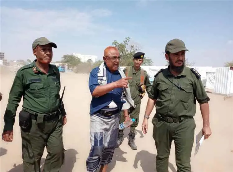 لجنة الطوارئ الأمنية بلحج تدشّن حملة لحصر وتسجيل النازحين في المدينة الخضراء
