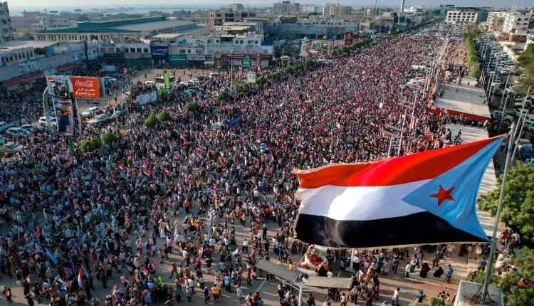 عاجل: بيان مليونيات 14 أكتوبر يعلن اعتماد كلمة الر...