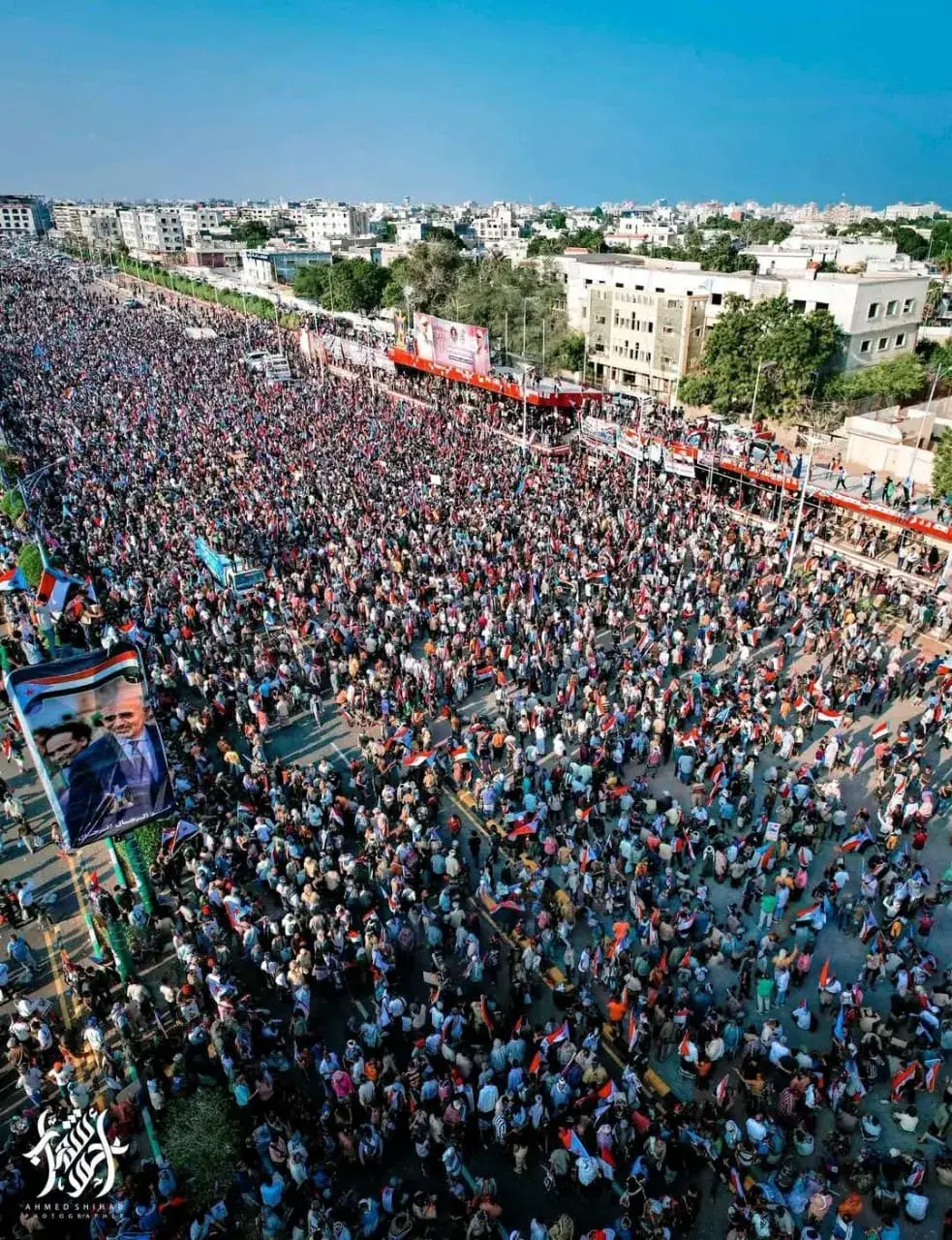 أنصار الانتقالي يحتشدون في عدن احتفالاً بذكرى ثورة 14 أكتوبر واستجابةً لدعوة الزبيدي للتعبئة العامة