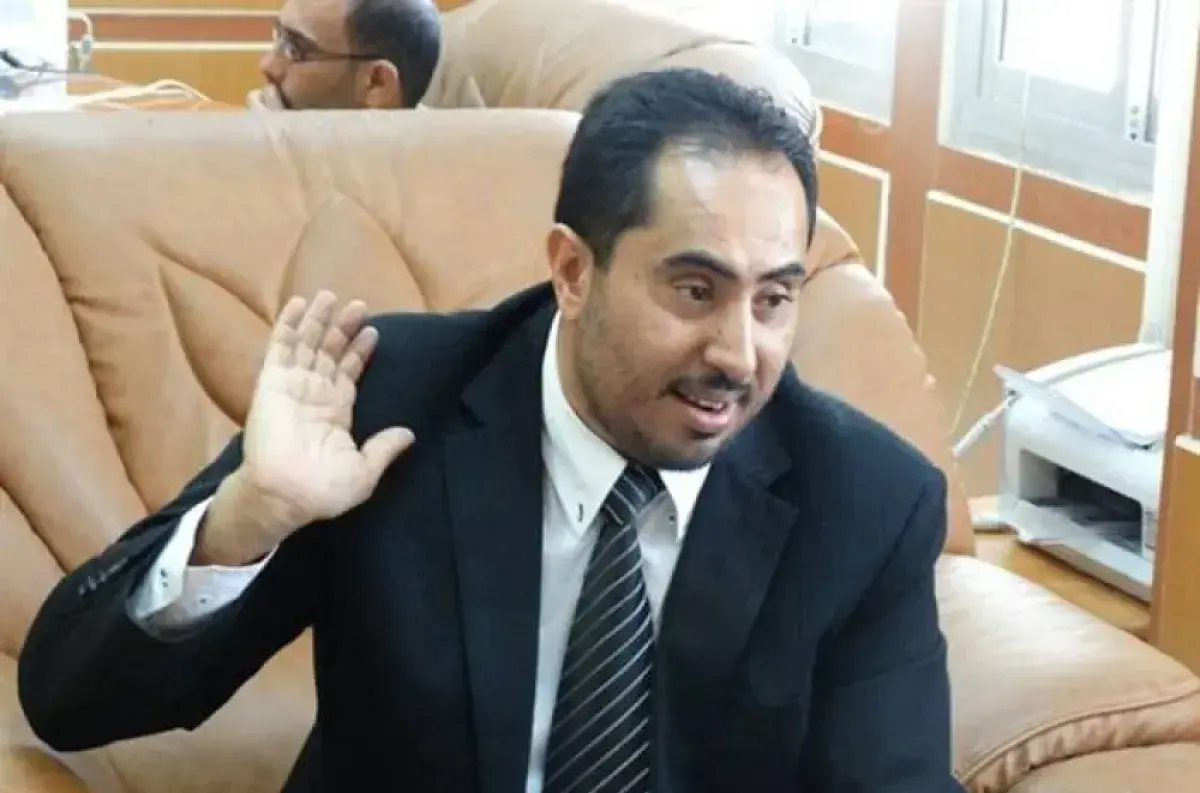 عدن: استهداف قصر معاشيق بصواريخ حوثية.. والتحالف ي...