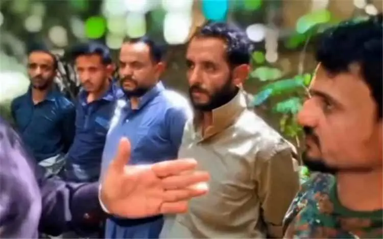 العقيد البحر يكشف كواليس أسر 3 قيادات حوثية بارزة في ريف تعز الغربي