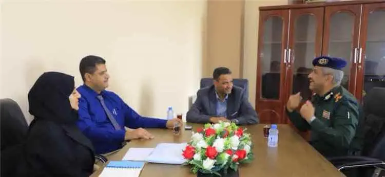 لقاء موسّع بالمكلا يبحث تعزيز التنسيق المشترك بين...