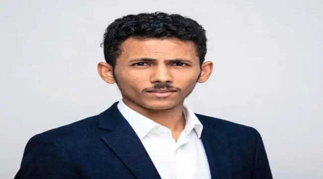 إعلامي جنوبي يحذّر: عدن بلا دفاعات جوية وبلا صافرات إنذار في مواجهة صواريخ الحوثي .