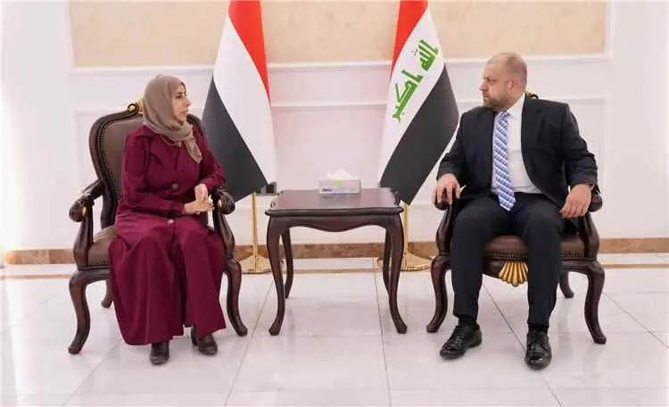 وزيرة الخارجية تصل بغداد للمشاركة في اجتماعات منظم...