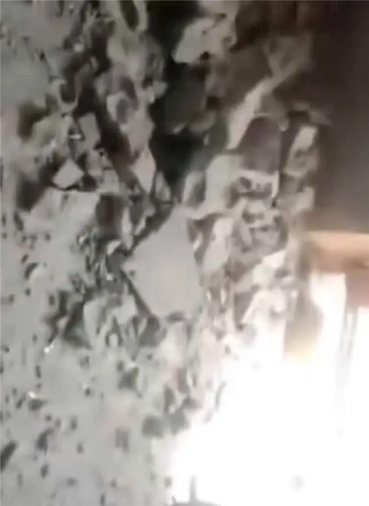 قصف حوثي يستهدف مسجدًا في كحلان بعد فشل هجوم عسكري