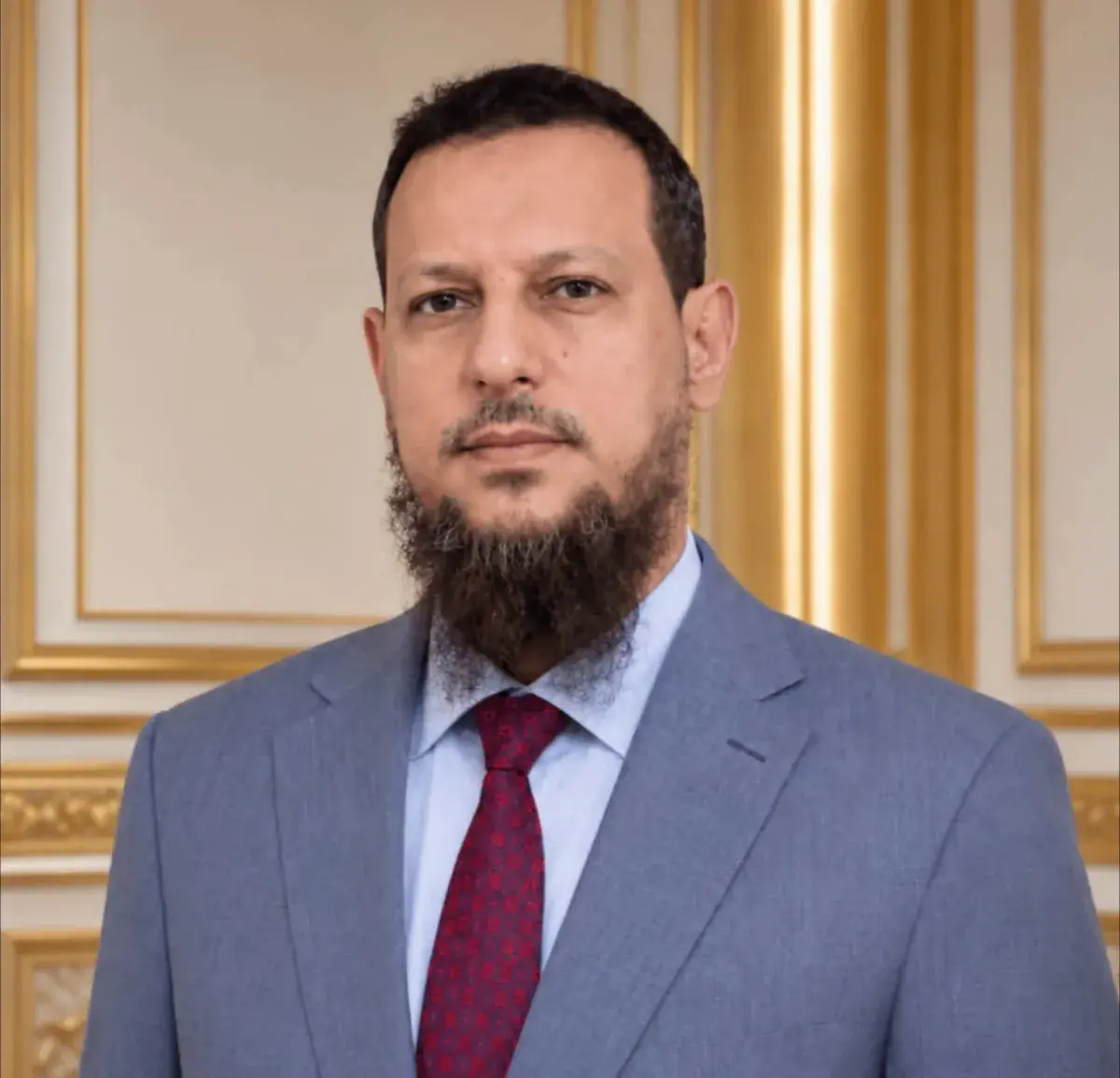 محافظ عدن: اعتداءات مليشيا الحوثي على الأعيان والم...