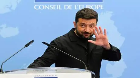 زيلينسكي يتحدث عن إمكانية عقد لقاء مع الرئيس الروس...
