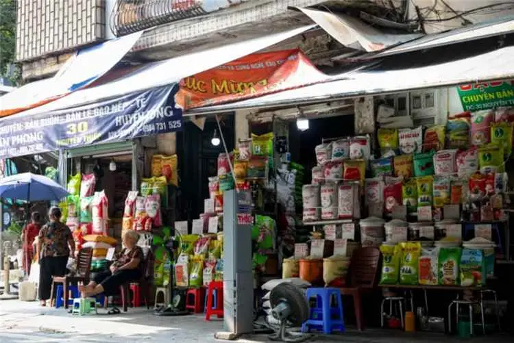 فيتنام توقع اتفاقية تجارة حرة مع 4 دول أوروبية.. و...